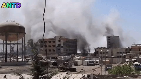 Dù bị cấm, Mỹ vẫn thả bom