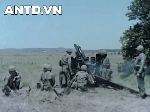 Lựu pháo M2A1 do Mỹ sản xuất Lựu pháo M2A1 do Mỹ sản xuất