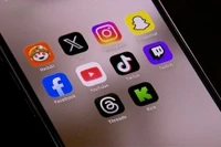 Reddit đệ đơn kiện Chính phủ Australia