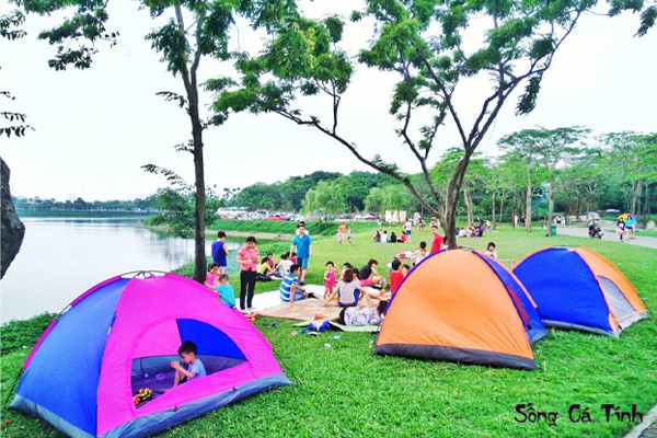 Công viên Yên Sở là một địa điểm vui chơi ở Hà Nội rất được các bạn trẻ và người có gia đình yêu thích Công viên Yên Sở là một địa điểm vui chơi ở Hà Nội rất được các bạn trẻ và người có gia đình yêu thích