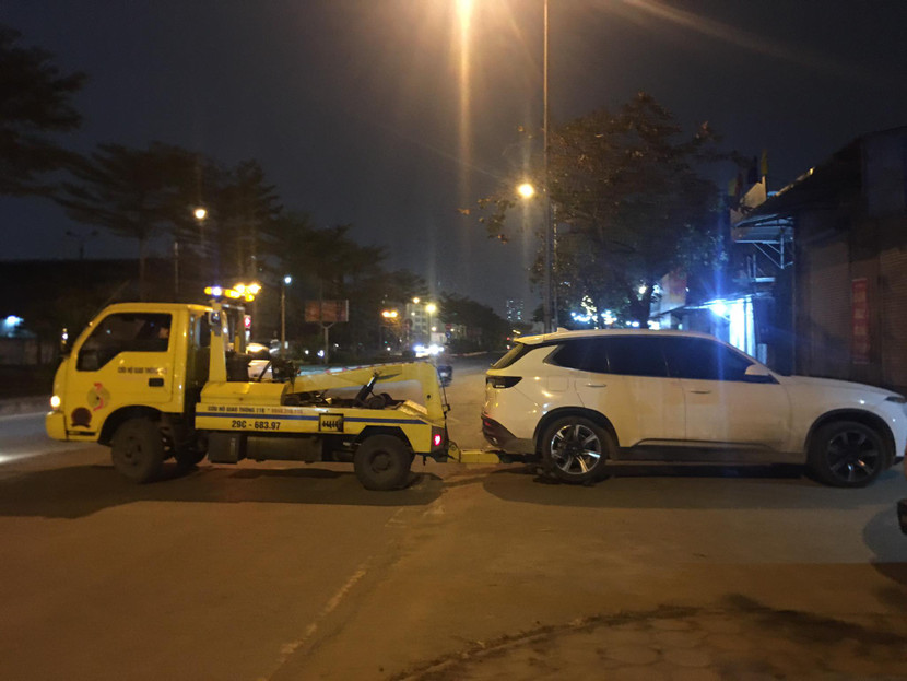 Phương tiện bị tạm giữ 7 ngày. Phương tiện bị tạm giữ 7 ngày.