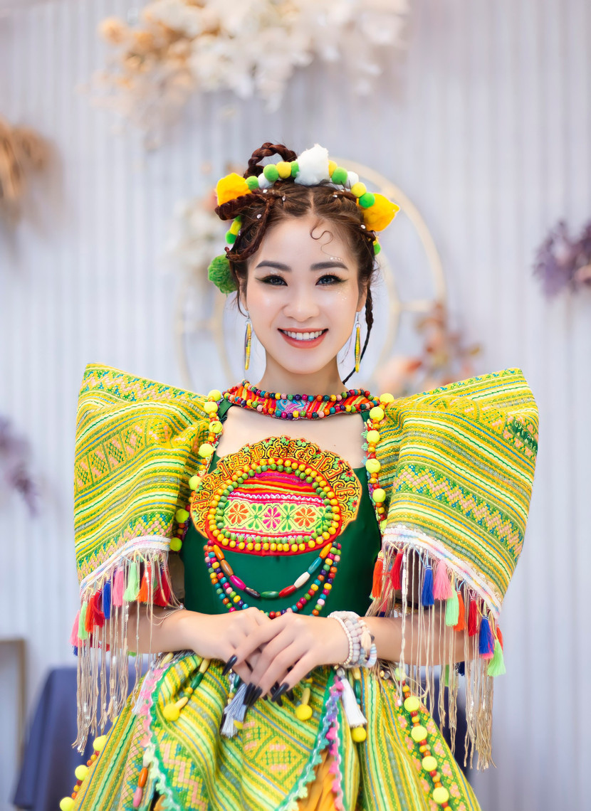 Nguyễn Thị Ngọc Hà - Hà Myo (lĩnh vực văn hóa nghệ thuật), sinh năm 1990, Nhà hát Ca múa nhạc Việt Nam. Nguyễn Thị Ngọc Hà - Hà Myo (lĩnh vực văn hóa nghệ thuật), sinh năm 1990, Nhà hát Ca múa nhạc Việt Nam.