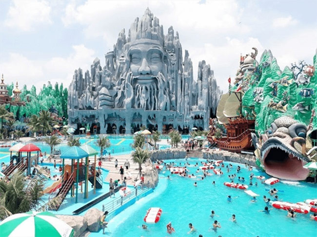 Hoạt động vui chơi tại Thiên đường Bảo Sơn. Hoạt động vui chơi tại Thiên đường Bảo Sơn.