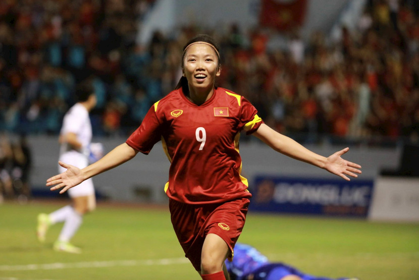 Cầu thủ Huỳnh Như (lĩnh vực thể dục thể thao), sinh năm 1991, Trung tâm Thể dục thể thao quận 1 (thành phố Hồ Chí Minh). Cầu thủ Huỳnh Như (lĩnh vực thể dục thể thao), sinh năm 1991, Trung tâm Thể dục thể thao quận 1 (thành phố Hồ Chí Minh).