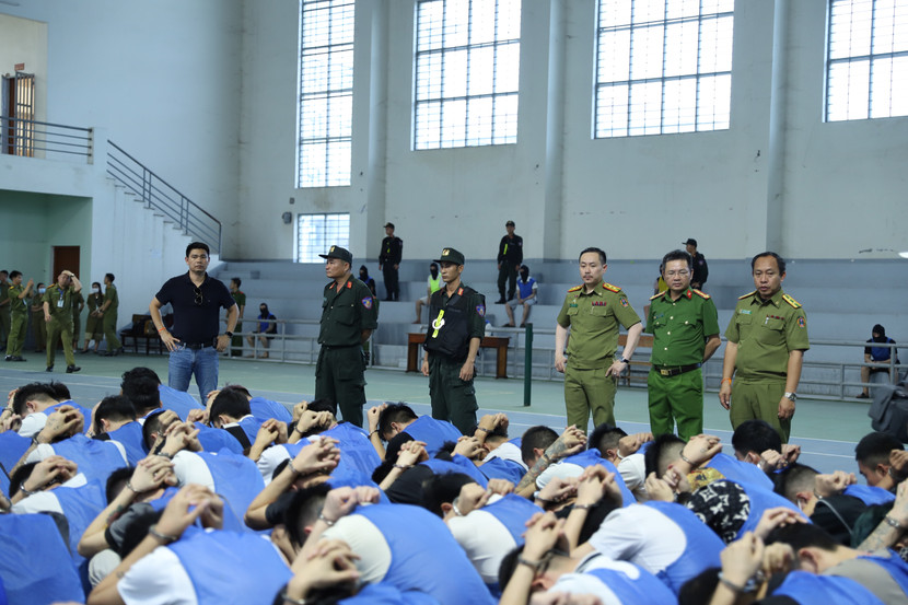 155 nghi phạm bị bắt giữ 155 nghi phạm bị bắt giữ