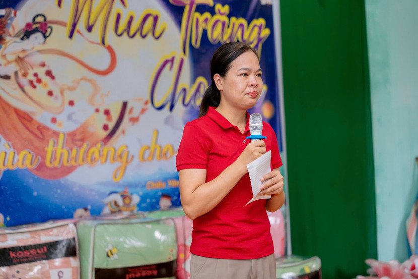 Bà Hà Thị Bình, Bí thư xã Chiêu Yên gửi lời cảm ơn chân thành đến đoàn công tác.