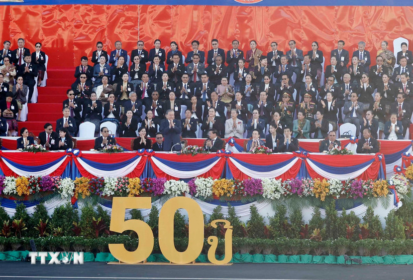 Tổng Bí thư Tô Lâm và Phu nhân dự Lễ kỷ niệm 50 năm Quốc khánh nước CHDCND Lào Tổng Bí thư Tô Lâm và Phu nhân dự Lễ kỷ niệm 50 năm Quốc khánh nước CHDCND Lào