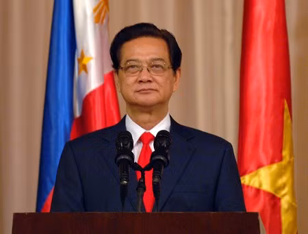Thủ tướng Nguyễn Tấn Dũng phát biểu tại buổi họp báo sau Hội đàm Việt Nam-Philippines chiều 21/5