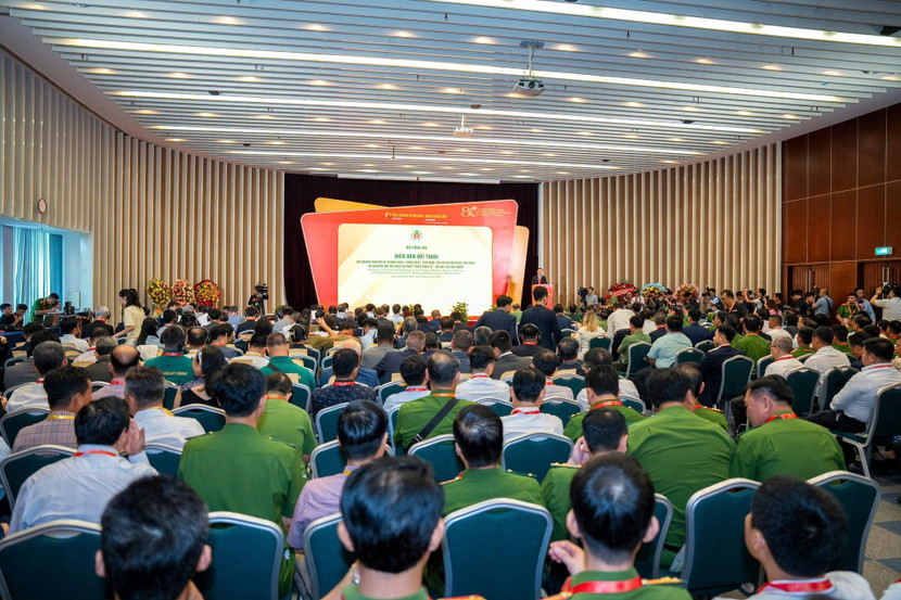 Chương trình quy tụ lãnh đạo các cơ quan quản lý, hiệp hội chuyên ngành, cùng chuyên gia và doanh nghiệp công nghệ