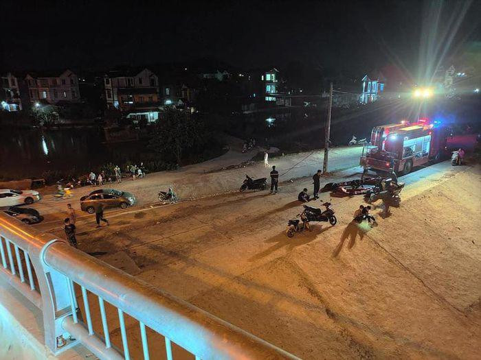 Cơ quan chức năng tìm kiếm thi thể mất tích đêm 14/8