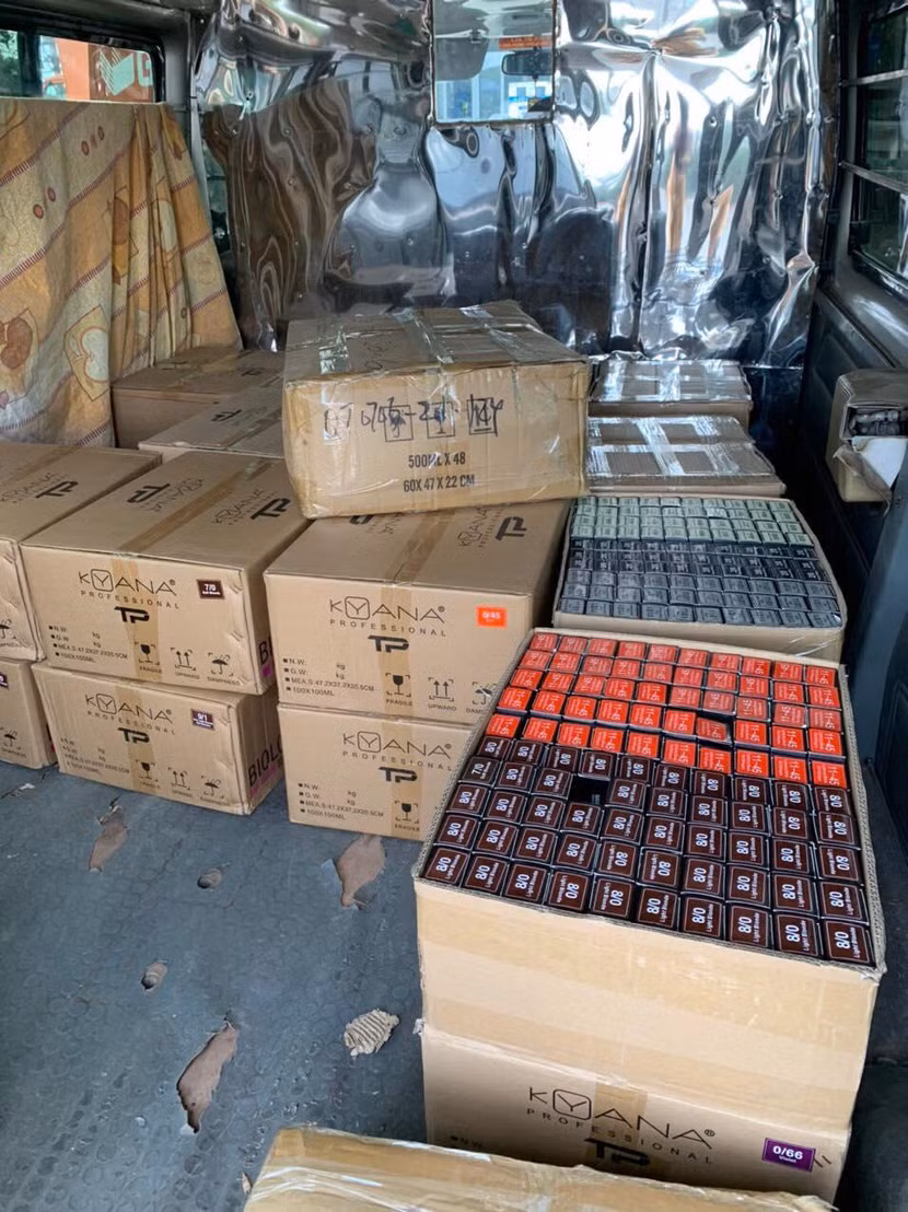 Lái xe không xuất trình được giấy tờ chứng minh nguồn gốc, xuất xứ của hàng hoá chở trên xe Lái xe không xuất trình được giấy tờ chứng minh nguồn gốc, xuất xứ của hàng hoá chở trên xe