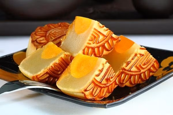 Nếu bạn ăn một chiếc bánh trung thu thì cần phải chạy bộ ít nhất 2,5 giờ mới cân bằng được lượng calo nhận vào và tiêu hao