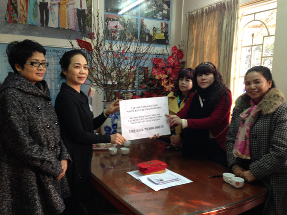 Chia sẻ với bệnh nhi nghèo, nhân lên niềm vui sống ảnh 2