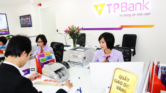 Ngân hàng Tiên Phong nhận bằng khen về thành tích tái cơ cấu ảnh 1