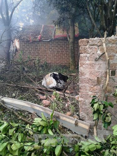 Hình ảnh hiện trường vụ máy bay quân sự Mi-171 rơi khi huấn luyện ở Hoà Lạc ảnh 4