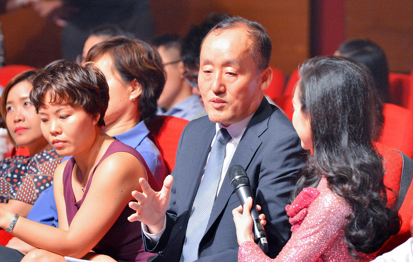 Trưởng đại diện Tổ chức Y tế thế giới WHO tại Việt Nam Kidong Park đánh giá cao những thành công của Việt Nam trong công tác phòng chống dịch Covid-19