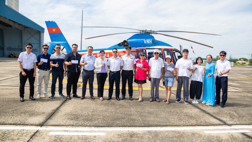 Trực thăng EC155B1sử dụng hai động cơ, khả năng chuyên chở từ 10–12 hành khách, đảm bảo an toàn và tiện nghi ở mức cao nhất Trực thăng EC155B1sử dụng hai động cơ, khả năng chuyên chở từ 10–12 hành khách, đảm bảo an toàn và tiện nghi ở mức cao nhất