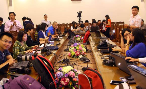 Dừng phiên toà, trả hồ sơ điều tra bổ sung vụ vứt xác phi tang ở TMV Cát Tường ảnh 2