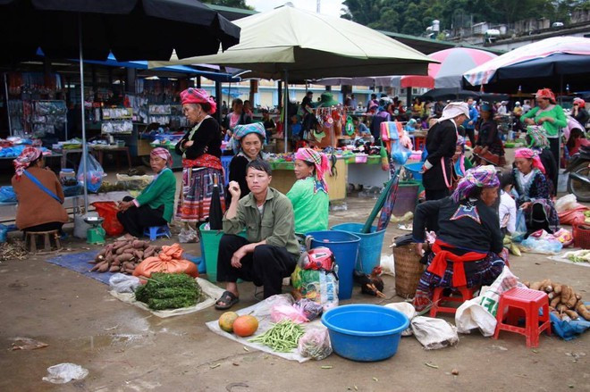 Tour khám phá chợ phiên vùng cao được nhiều du khách quan tâm trong thời gian gần đây Tour khám phá chợ phiên vùng cao được nhiều du khách quan tâm trong thời gian gần đây