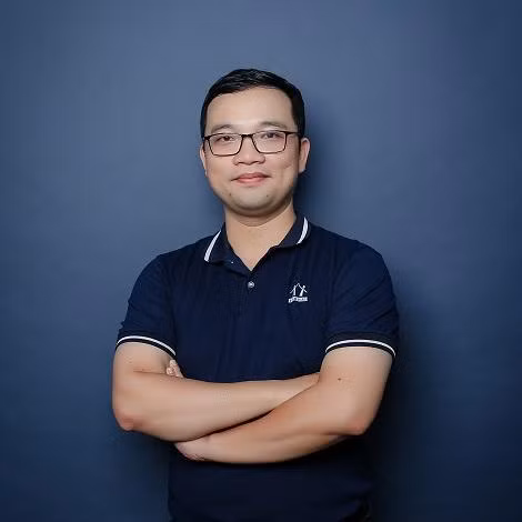 Thầy giáo Lưu Huy Thưởng Thầy giáo Lưu Huy Thưởng