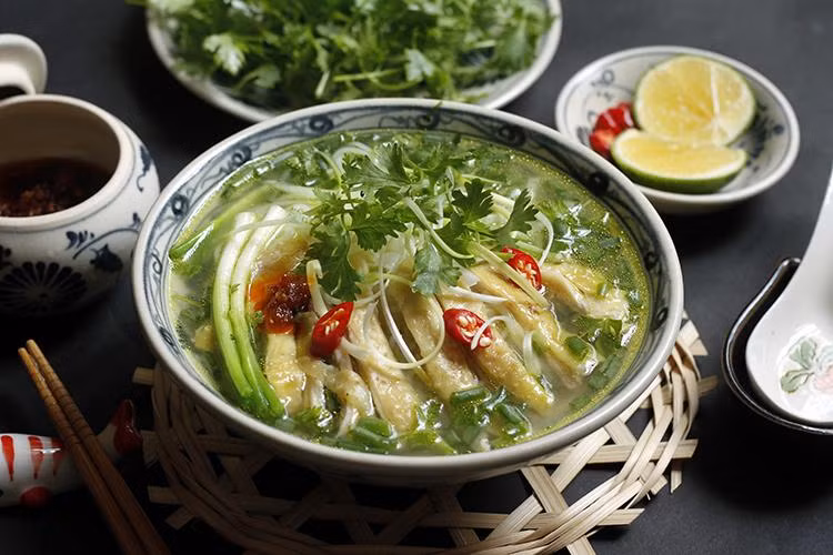 Phở Hà Nội là món ăn được nhiều du khách yêu thích