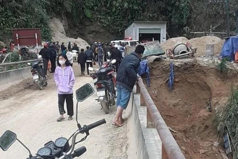 Hiện trường xảy ra vụ việc. Hiện trường xảy ra vụ việc.