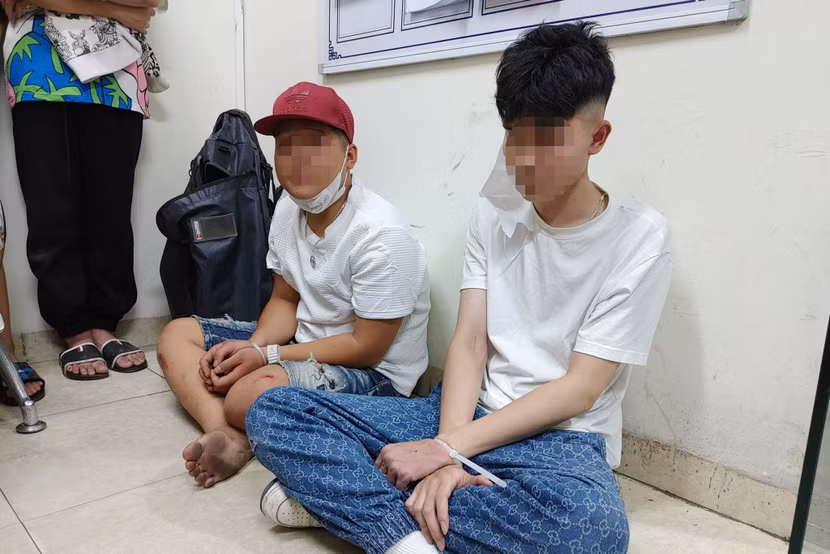 Hai thanh niên bị tổ công tác Y1/141 bắt giữ