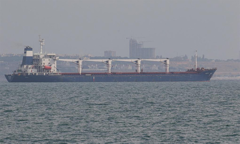 Tàu Razoni chở ngũ cốc Ukraine khởi hành từ cảng Odessa ngày 1/8. Ảnh: AFP. Tàu Razoni chở ngũ cốc Ukraine khởi hành từ cảng Odessa ngày 1/8. Ảnh: AFP.