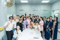 Trường Giang cùng dàn nghệ sĩ làm thiện nguyện trước thềm Tết nguyên đán