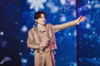 Đan Trường tham dự đại nhạc hội "Việt Nam tinh hoa - Anh em bốn bể một nhà"