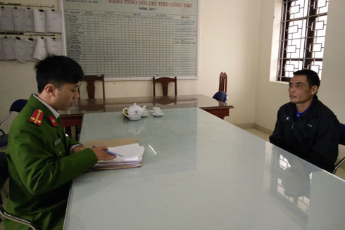 Chặn đứng đường dây buôn 200 triệu đồng tiền giả ảnh 2