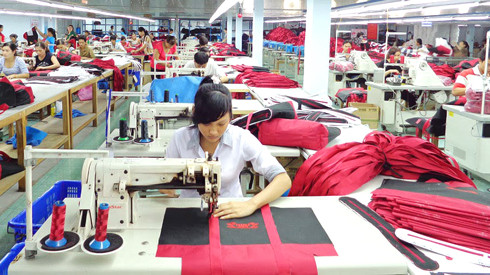 Chốt đề xuất tăng 6,5% lương tối thiểu vùng năm 2018 ảnh 1 Chốt đề xuất tăng 6,5% lương tối thiểu vùng năm 2018 ảnh 1