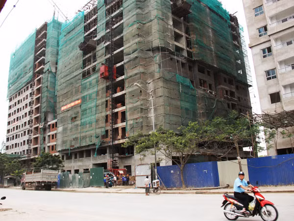 TS. Nguyễn Đức Thành: Dòng vốn đổ vào bất động sản có thể giảm ảnh 1