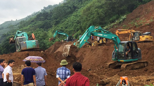 Thông tuyến đường sắt Yên Viên-Lào Cai trong sáng nay 13-10 ảnh 1 Thông tuyến đường sắt Yên Viên-Lào Cai trong sáng nay 13-10 ảnh 1