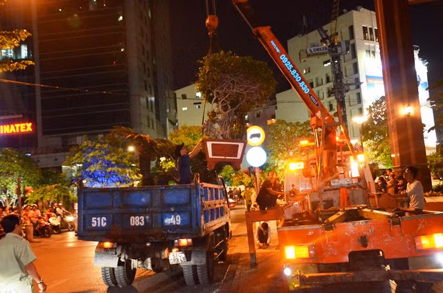 Ông Đoàn Ngọc Hải "xử" các doanh nghiệp "xâm lấn" vỉa hè ảnh 7