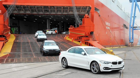 Chấm dứt miễn thuế ô tô nhập theo diện Việt kiều hồi hương ảnh 1 Chấm dứt miễn thuế ô tô nhập theo diện Việt kiều hồi hương ảnh 1