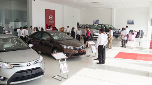 Kim ngạch nhập khẩu ô tô liên tiếp đi xuống ảnh 1