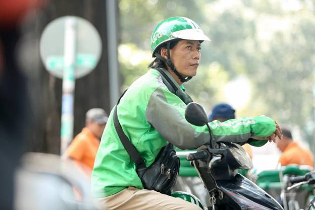 Lý giải 3 điểm băn khoăn về phí "xe chờ quá 5 phút" ảnh 1