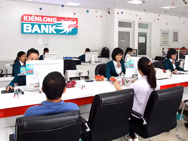 Ngân hàng rục rịch công bố kết quá 6 tháng ảnh 1