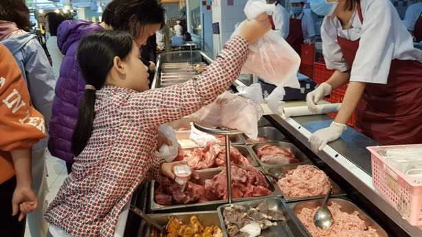 Lo thiếu nguồn cung do dịch tả lợn châu Phi, Bộ Công Thương tính phương án nhập khẩu nếu cần ảnh 1