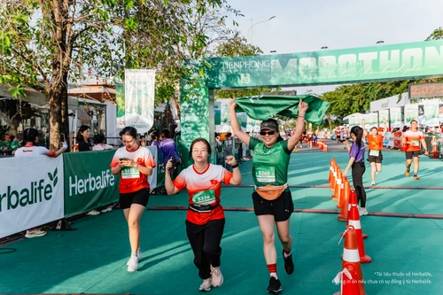 Đồng hành cùng giải “Tiền Phong Half Marathon 2025”, Herbalife Việt Nam khuyến khích lối sống năng động