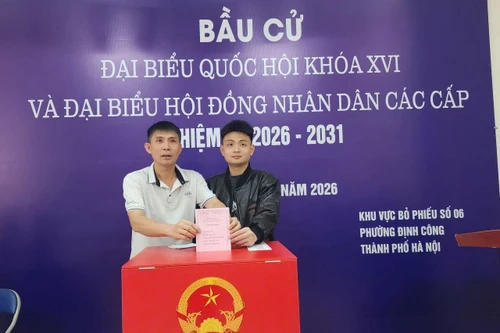 Hết buổi sáng 15-3, hơn 70% cử tri Hà Nội đã đi bầu cử, 127 khu vực bỏ phiếu đạt tỷ lệ 100%