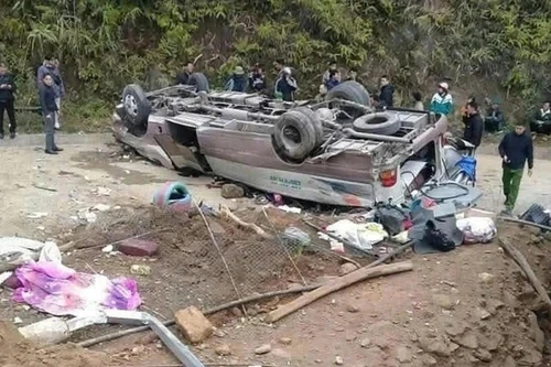 Vụ xe thiện nguyện gặp tai nạn: Cập nhật sức khỏe 9 nạn nhân được chuyển về Hà Nội cấp cứu