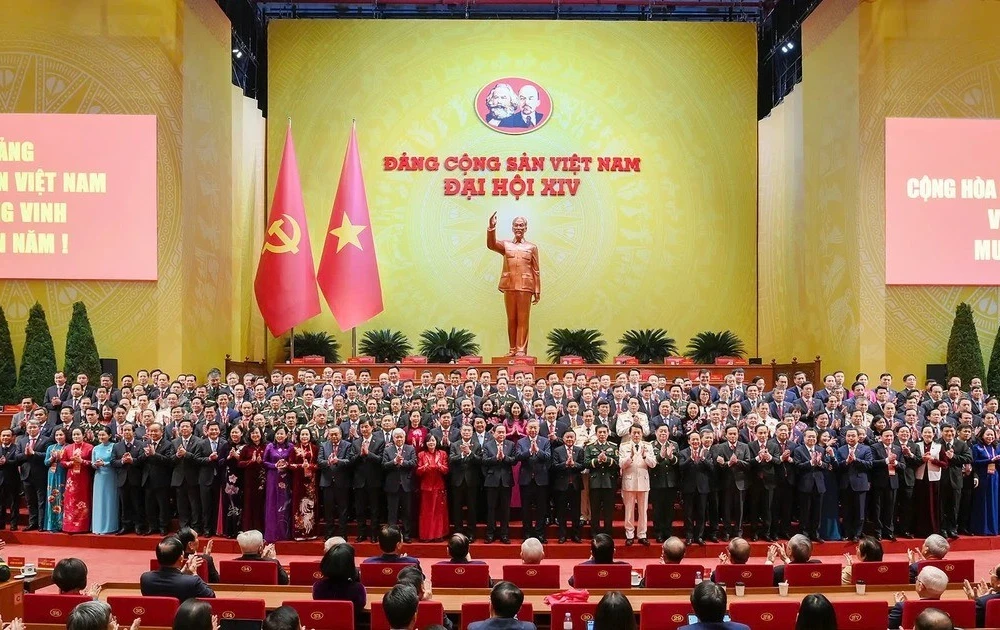 Chân dung 19 đồng chí Ủy viên Bộ Chính trị khóa XIV