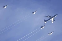 Hàng loạt tiêm kích F-35 và F-15 Mỹ tiếp tục đổ tới tới Trung Đông giữa cao điểm Chiến dịch Epic Fury