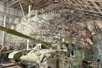 Đối phó với UAV tự sát, xe tăng T-90M trang bị giáp 'bồ công anh'