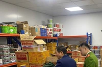 Phát hiện 1,5 tấn nguyên liệu thực phẩm không rõ nguồn gốc tại Công ty cổ phần BBB Thăng Long