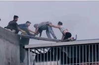 7 người được cứu trong vụ cháy ở Lĩnh Nam: Viết tiếp câu chuyện nhân văn, quả cảm 