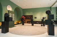 "Hai người bạn" - Cuộc song hành của hội họa và điêu khắc trong sự thấu hiểu