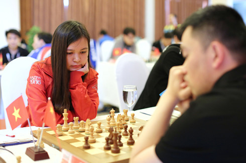 3 nữ tướng cờ vua Việt Nam kiên cường thủ hòa bậc cao thủ ảnh 1